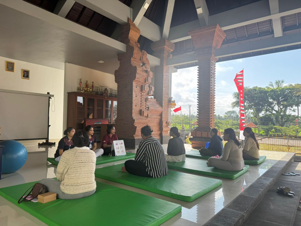 Pelaksanaan Kegiatan Kelas Ibu Hamil Bulan Agustus Tahun 2025 di Desa Kuwum